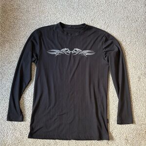 OSO Vintage Y2K Tribal Black Long Sleeve Tee